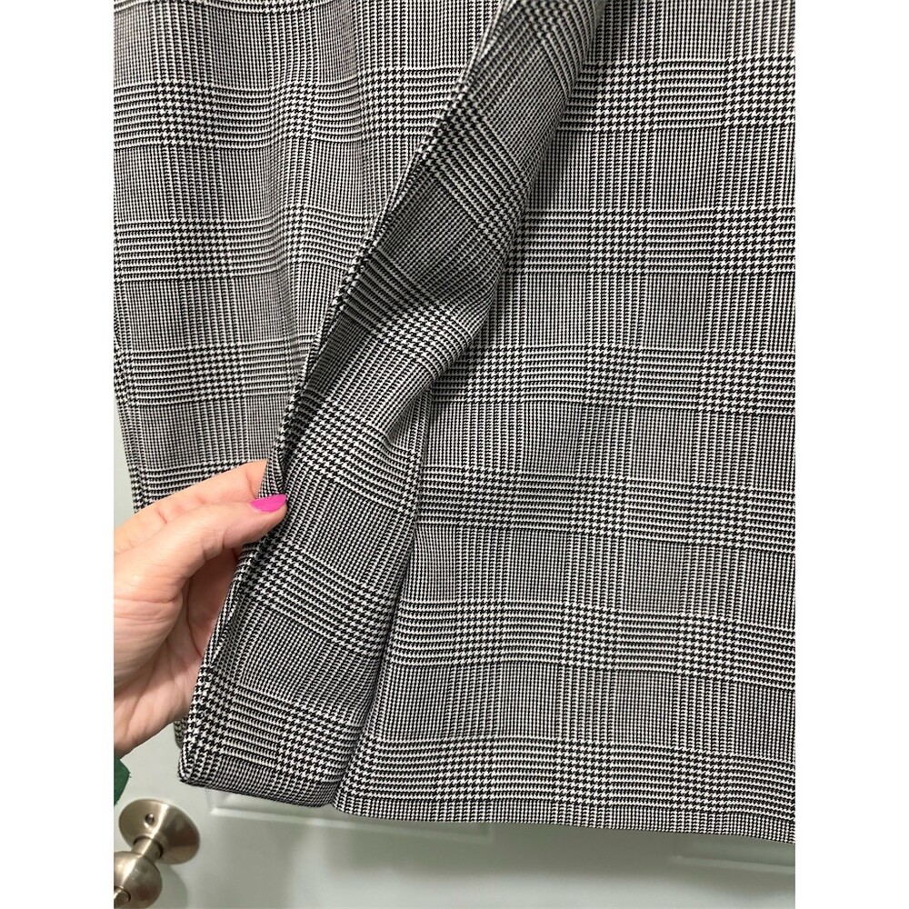Monroe & Main Skirt Womens Size 14 Black & White Plaid Wrap Pencil Knee - Picture 2 of 9